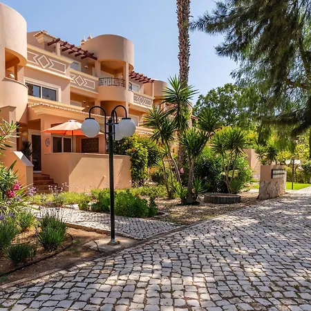 Sunny 2bdr House Near Ferragudo By Lovelystay * Estômbar