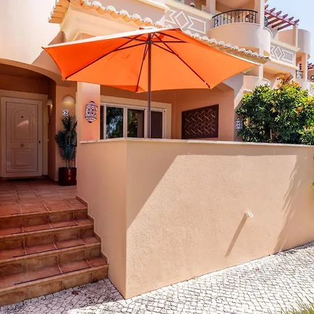 Prázdninový dům Sunny 2bdr House Near Ferragudo By Lovelystay